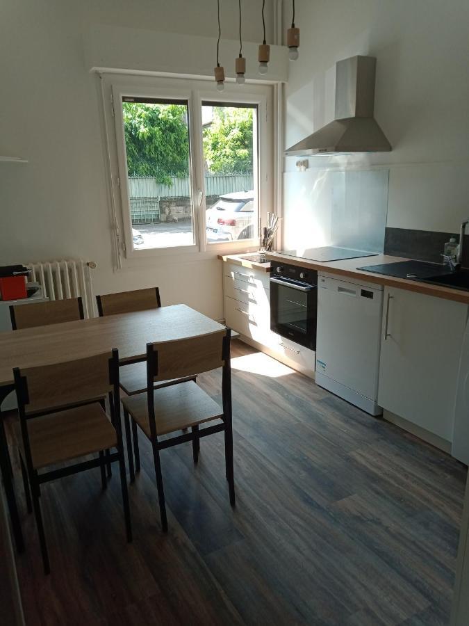 Appartement F2 Meuble Centre Ville Брив-ла-Гаярд Екстер'єр фото