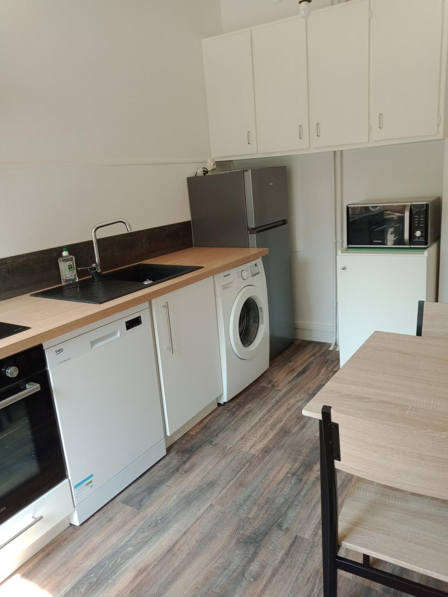 Appartement F2 Meuble Centre Ville Брив-ла-Гаярд Екстер'єр фото